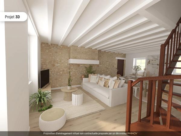 A vendre - Maison mitoyenne de 135 m² à finir à rénover avec jardin, garage et grenier, proche Saint Lo