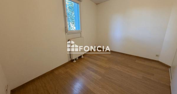 Location Appartement 3 pièces 85 m² - Besançon 25000
