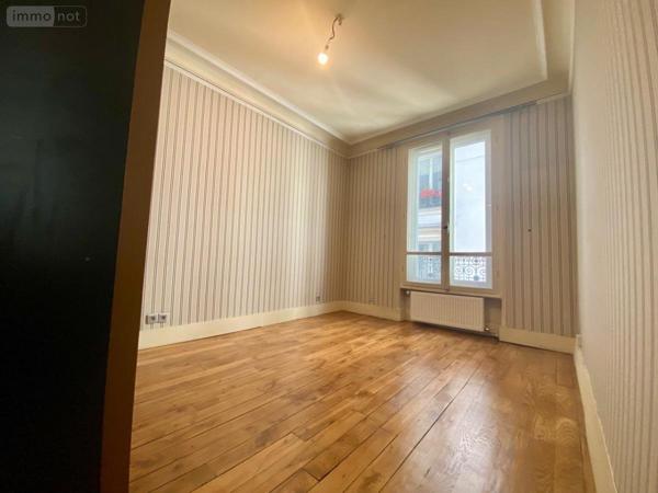 Appartement à louer à Paris 18e arrondissement à Paris (75018), ref : 76065-L364