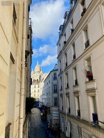 Appartement à louer à Paris 18e arrondissement à Paris (75018), ref : 76065-L364
