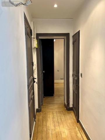 Appartement à louer à Paris 18e arrondissement à Paris (75018), ref : 76065-L364