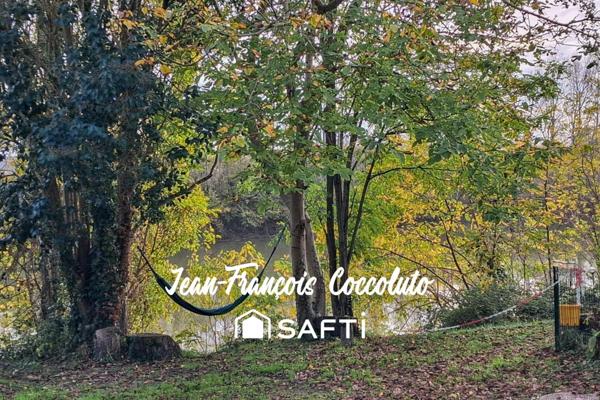 Maison de caractère avec terrasse et accès Garonne