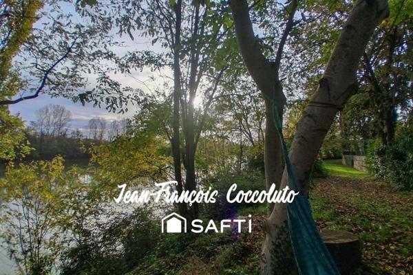 Maison de caractère avec terrasse et accès Garonne
