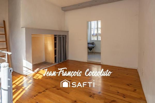 Maison de caractère avec terrasse et accès Garonne