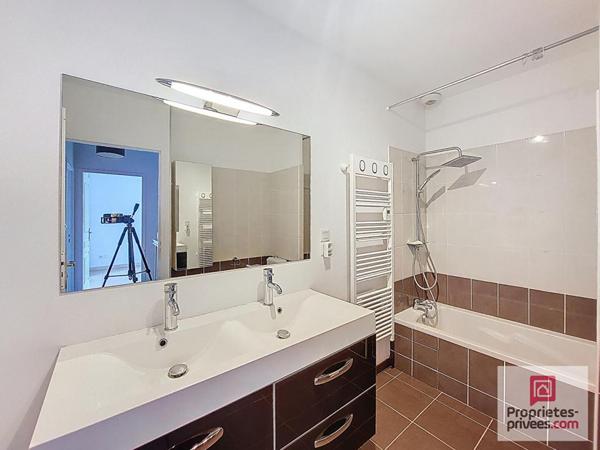 Maison Châteaurenard 4 pièce(s) 80 m2 3 chambres jardin garage