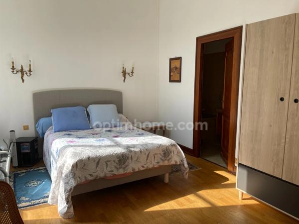 Appartement à vendre 5 pièces SAINT YRIEIX LA PERCHE (87)