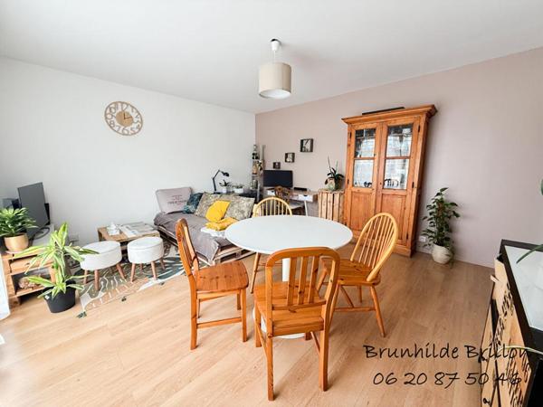 Appartement 47M², une chambre, garage, quartier Bollaert, vue dégagée