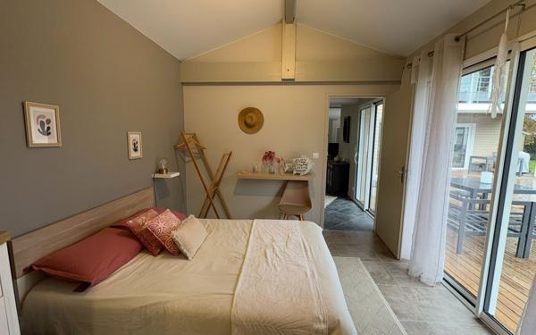 Maison à vendre    5 pièces •  Azur