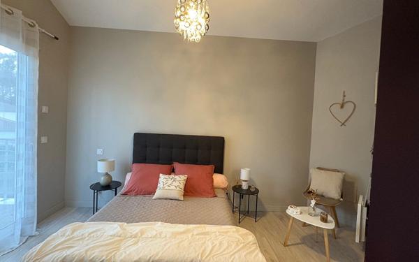 Maison à vendre    5 pièces •  Azur