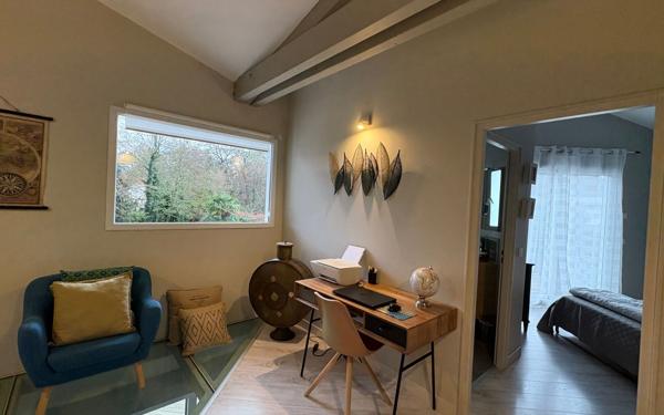 Maison à vendre    5 pièces •  Azur