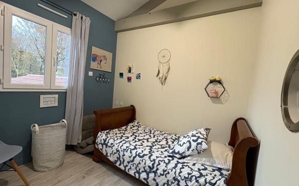 Maison à vendre    5 pièces •  Azur