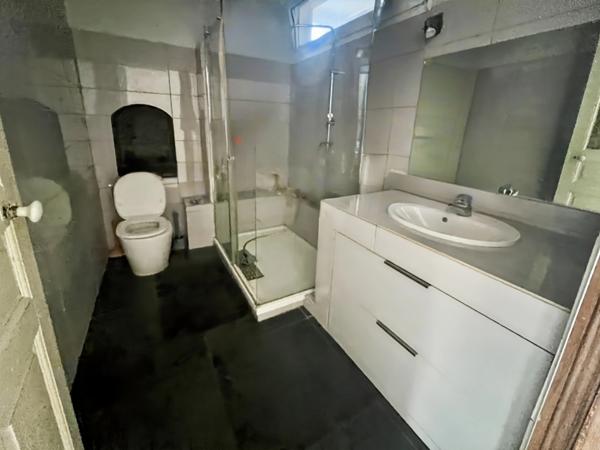 AJACCIO (20), centre ville à proximité immédiate du cours Napoléon, bel appartement T5 de 155m2 avec balcons