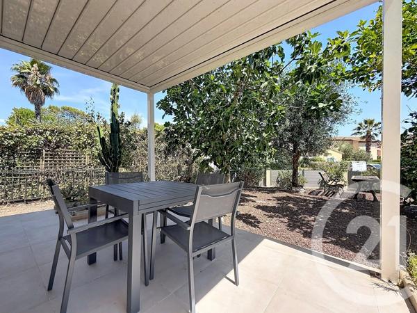 Maison à vendre  6 pièces - 124 m 2   MOUGINS  - 06