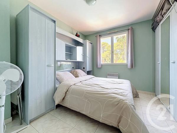 Maison à vendre  6 pièces - 124 m 2   MOUGINS  - 06