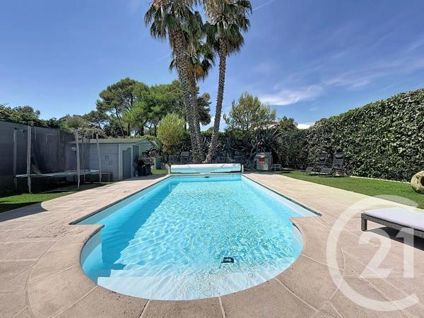 Maison à vendre  6 pièces - 124 m 2   MOUGINS  - 06