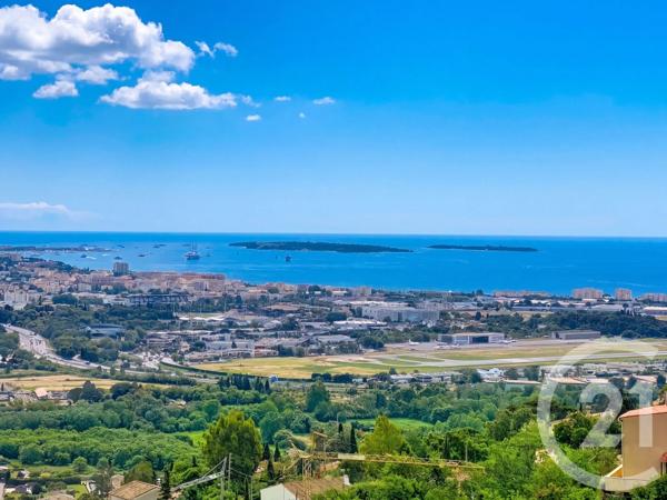 Maison à vendre  6 pièces - 124 m 2   MOUGINS  - 06