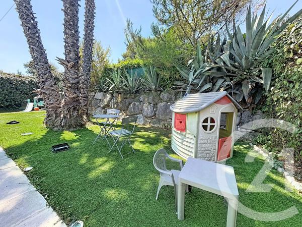 Maison à vendre  6 pièces - 124 m 2   MOUGINS  - 06
