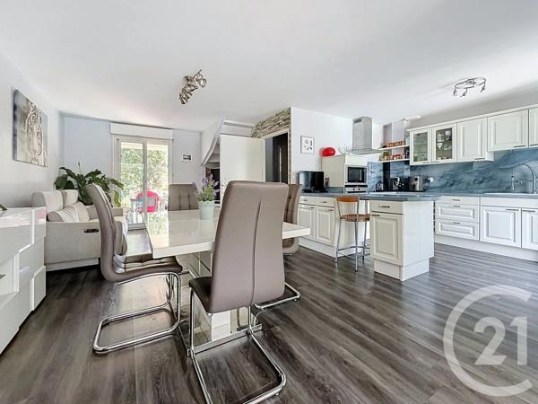 Maison à vendre  6 pièces - 124 m 2   MOUGINS  - 06