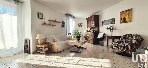 Appartement à vendre 3 pièces 68 m² Pontault-Combault