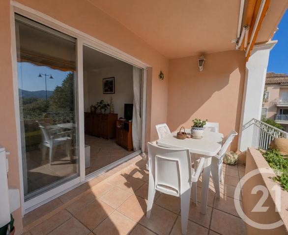 Appartement T2 à vendre  2 pièces - 45,40 m 2   COGOLIN  - 83