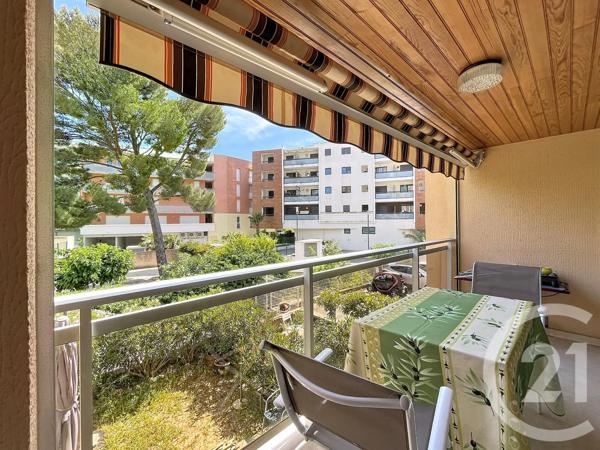 Appartement T2 à vendre  2 pièces - 45,40 m 2   COGOLIN  - 83