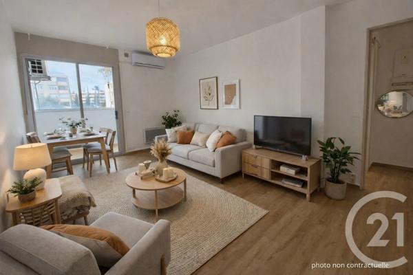 Appartement T2 à vendre  2 pièces - 45,40 m 2   COGOLIN  - 83