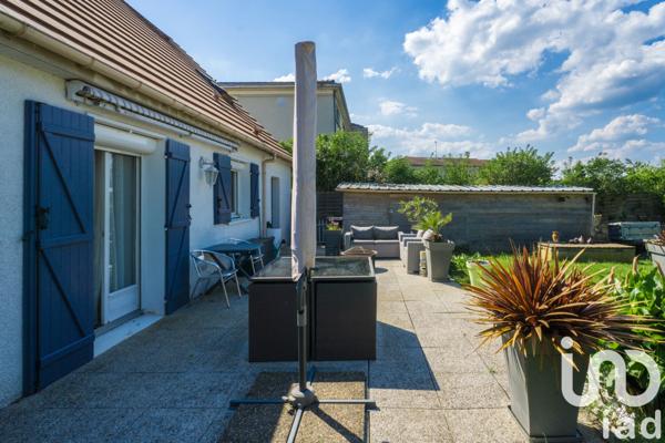 House for sale 4 rooms 79 m² Dammartin-en-Goële