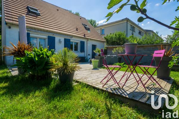 House for sale 4 rooms 79 m² Dammartin-en-Goële
