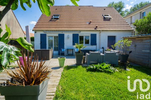 House for sale 4 rooms 79 m² Dammartin-en-Goële