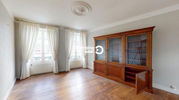 Vente maison à Landerneau, 13 pièces 208m²