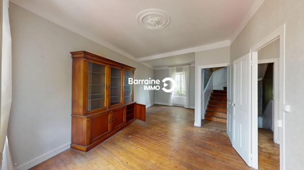 Vente maison à Landerneau, 13 pièces 208m²
