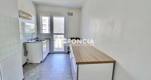 À vendre Appartement 4 pièces 71.71 m² - Sainte-foy-lès-lyon 69110