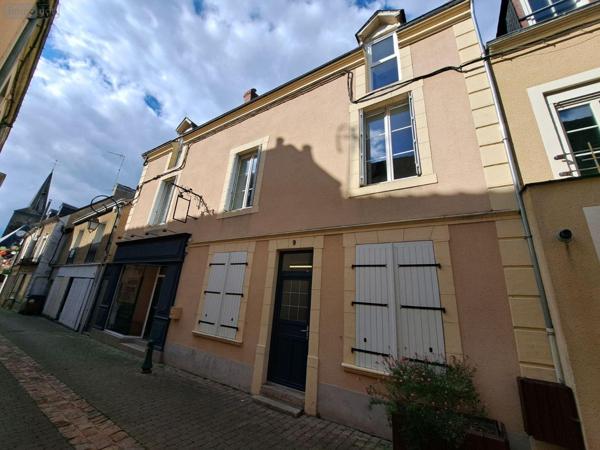 Immeuble de rapport à vendre à Beaumont-sur-Sarthe dans la Sarthe (72170), ref : 001/1644