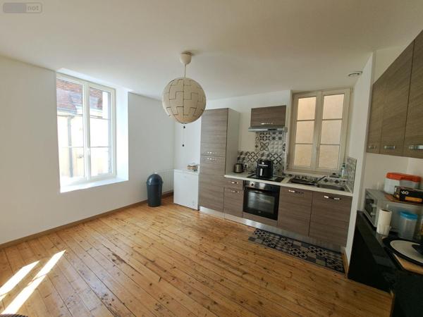 Immeuble de rapport à vendre à Beaumont-sur-Sarthe dans la Sarthe (72170), ref : 001/1644