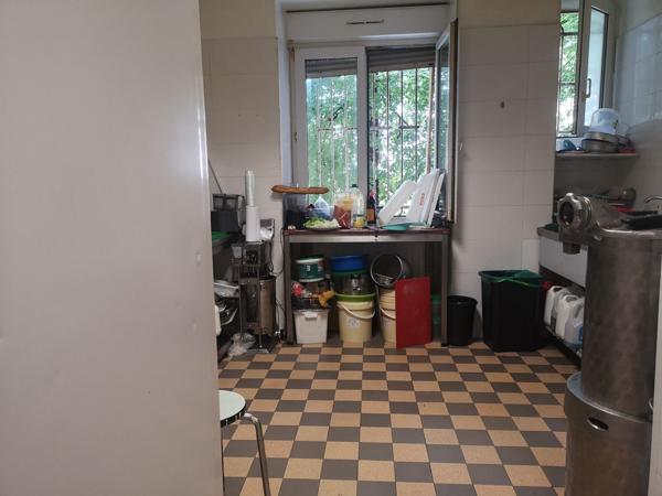À vendre - Hôtel, hébergement situé à Strasbourg (67000)