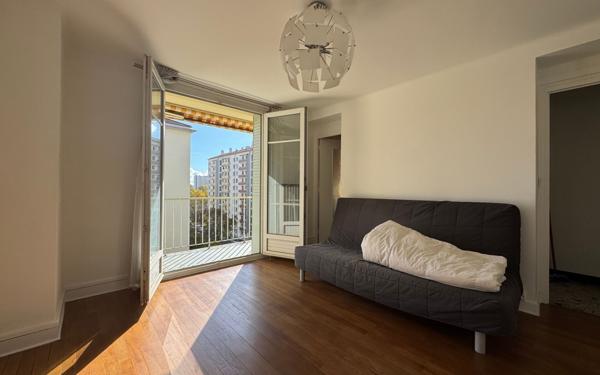 Appartement à vendre    3 pièces • 52,37 m2 Lyon 8
