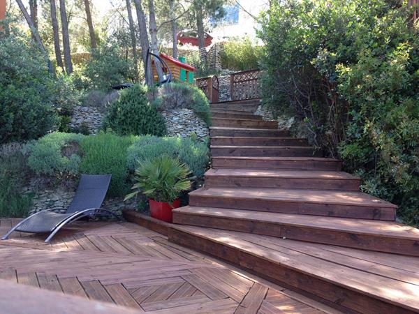 Maison Beaucaire avec studio et jardin