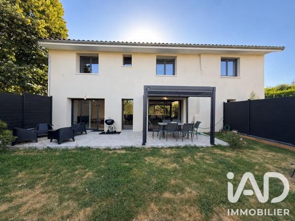 Maison à vendre 4 pièces 120 m² Montanay