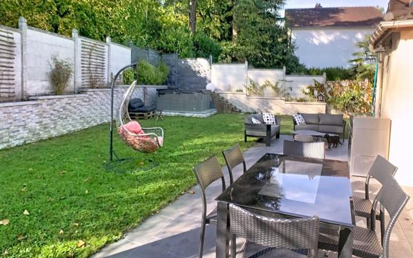 Maison à vendre    6 pièces • 134 m2 Igny