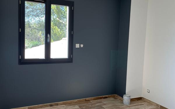 Maison à vendre    5 pièces •  Saint-Saturnin-lès-Avignon