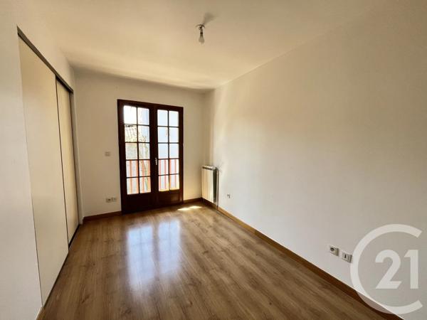 Appartement F3 à vendre  3 pièces - 86,48 m 2   LANNEMEZAN  - 65