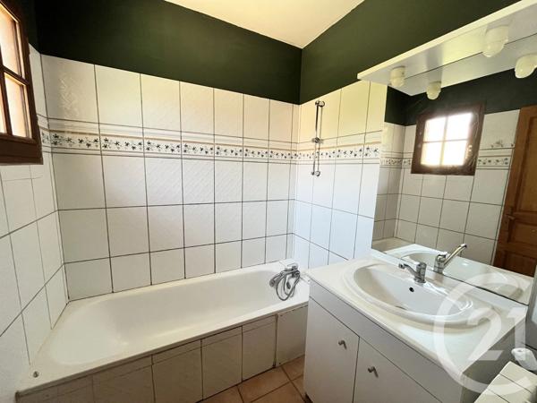 Appartement F3 à vendre  3 pièces - 86,48 m 2   LANNEMEZAN  - 65