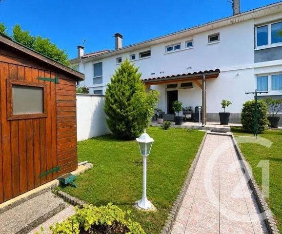 Appartement F3 à vendre  3 pièces - 86,48 m 2   LANNEMEZAN  - 65