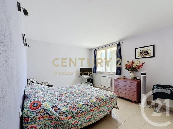 Maison à vendre  8 pièces - 176 m 2   LAVERUNE  - 34