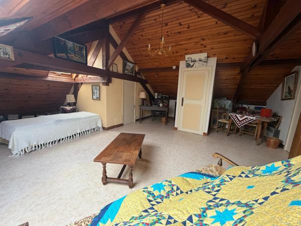 Maison traditionnelle sur sous-sol idéalement située