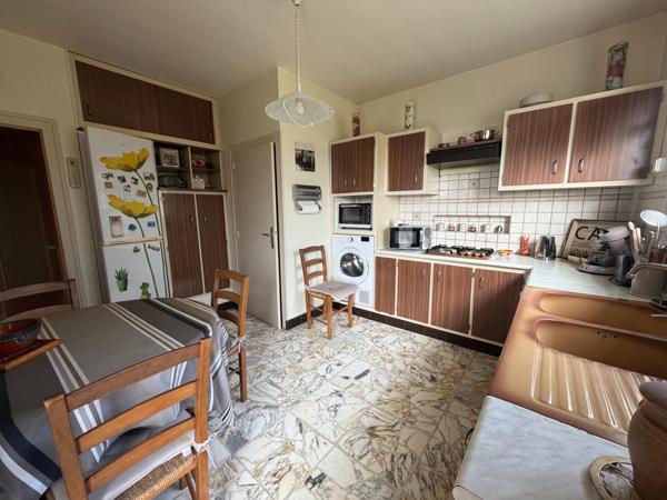 Maison traditionnelle sur sous-sol idéalement située