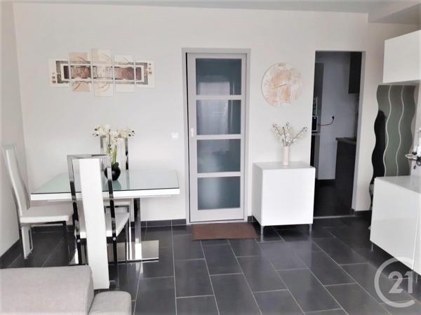 appartement à vendre  1 pièce - 36,18 m2 TREMBLAY EN FRANCE - 93