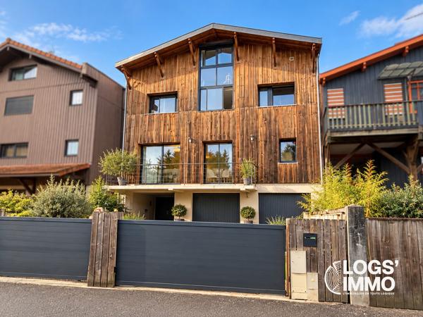 VILLA 200 m² - Port la Teste de Bûch