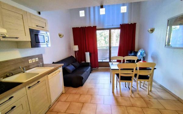 Appartement à vendre    3 pièces • 36 m2 Barjac