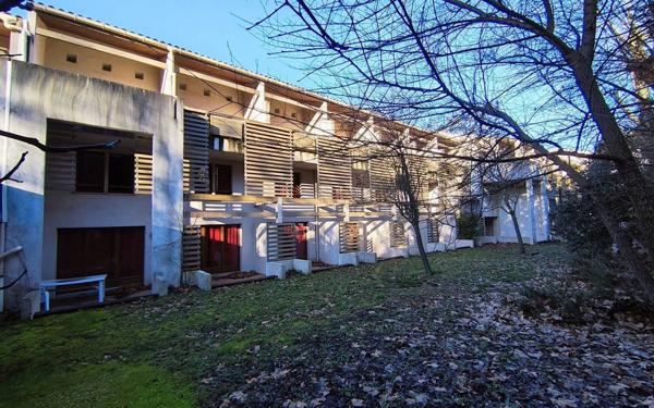 Appartement à vendre    3 pièces • 36 m2 Barjac